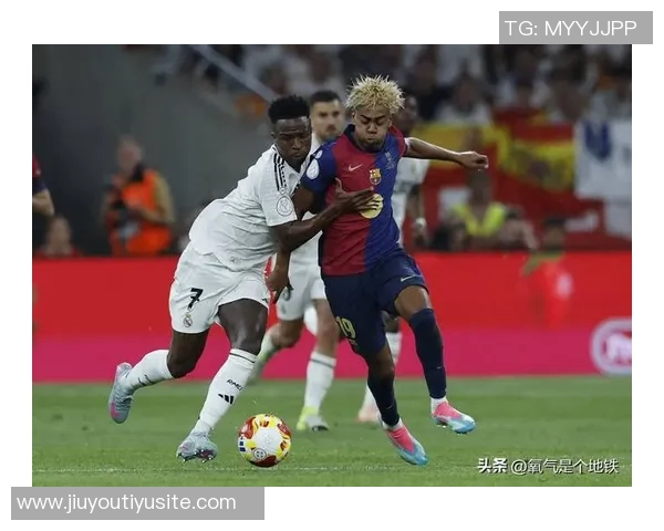 亚马尔赛前怒斥皇马抢劫伯纳乌球迷齐声高唱内格雷拉腐败足协 亚马尔赛前怒斥皇马抢劫伯纳乌球迷齐声高唱内格雷拉腐败足协